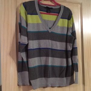 EUC 18/20 Lane Bryant Vneck Sweater